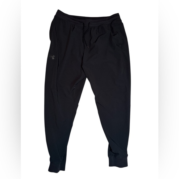 Under Armour Men's Black Jogger Pants - Picture 1 of 3